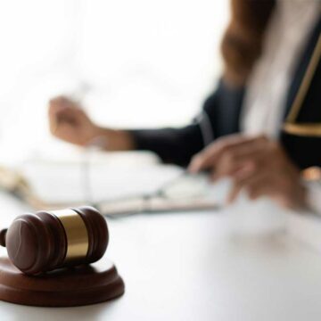 comment-choisir-avocat-bordeaux