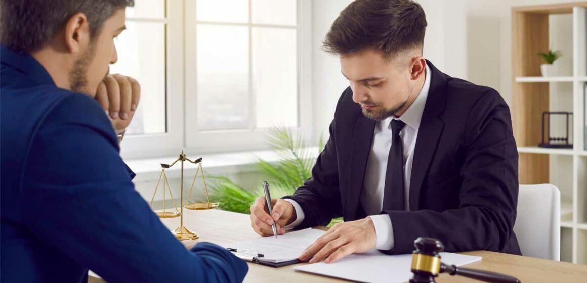 se-faire-accompagner-avocat-droit-travail-douai