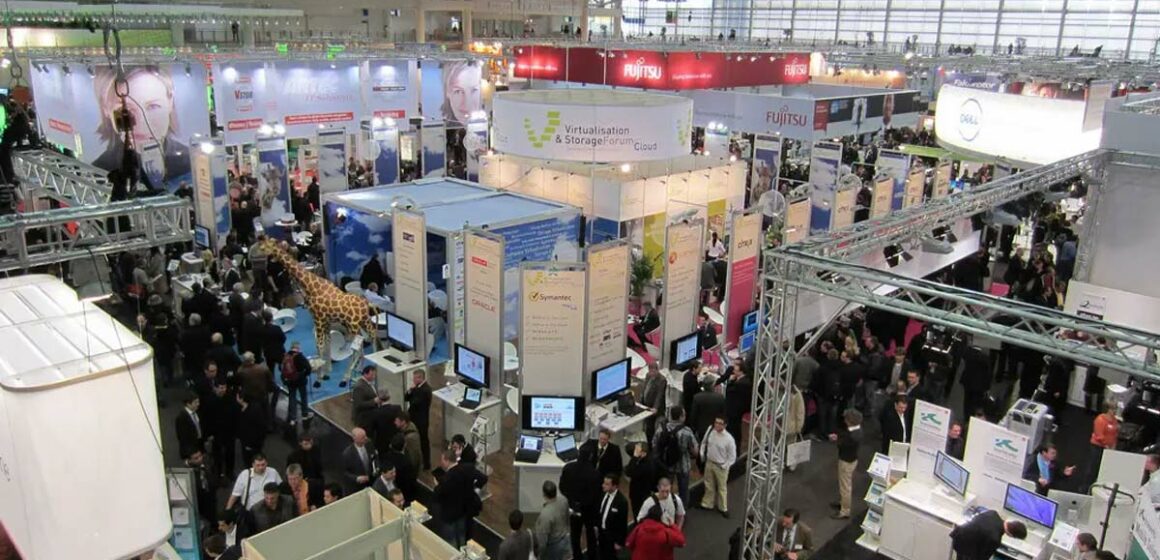 comment-bien-organiser-salon-professionnel