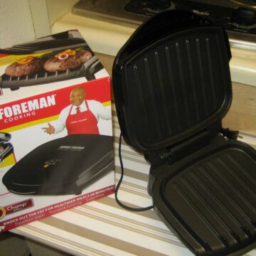 comment-george-foreman-gagne-centaines-millions-avec-gril